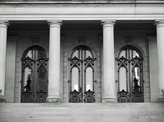 Capitol Building Front Entrance